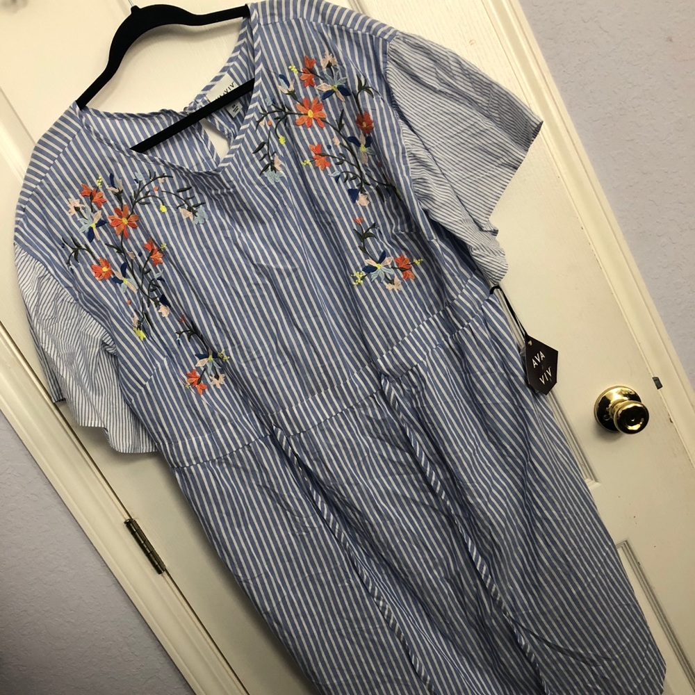 Ava aviv dress from Target tags on